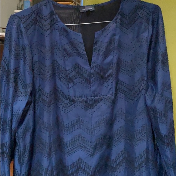 Bundle: two patterned blouses - Picture 6 of 7